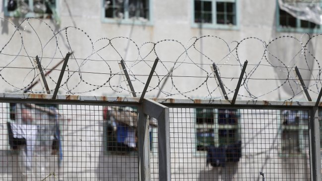 Condenan a sujeto que utilizó a guagua para ingresar droga a recinto penal