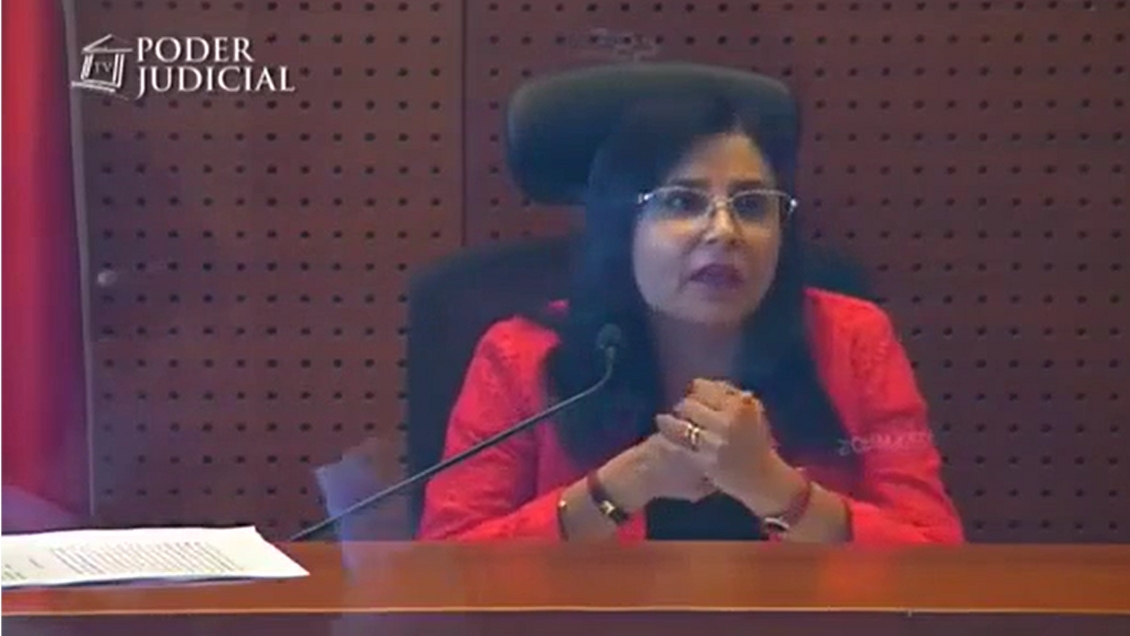 Gobierno se querelló por funas contra jueza que dejó libre a carabinero que atropelló a hincha