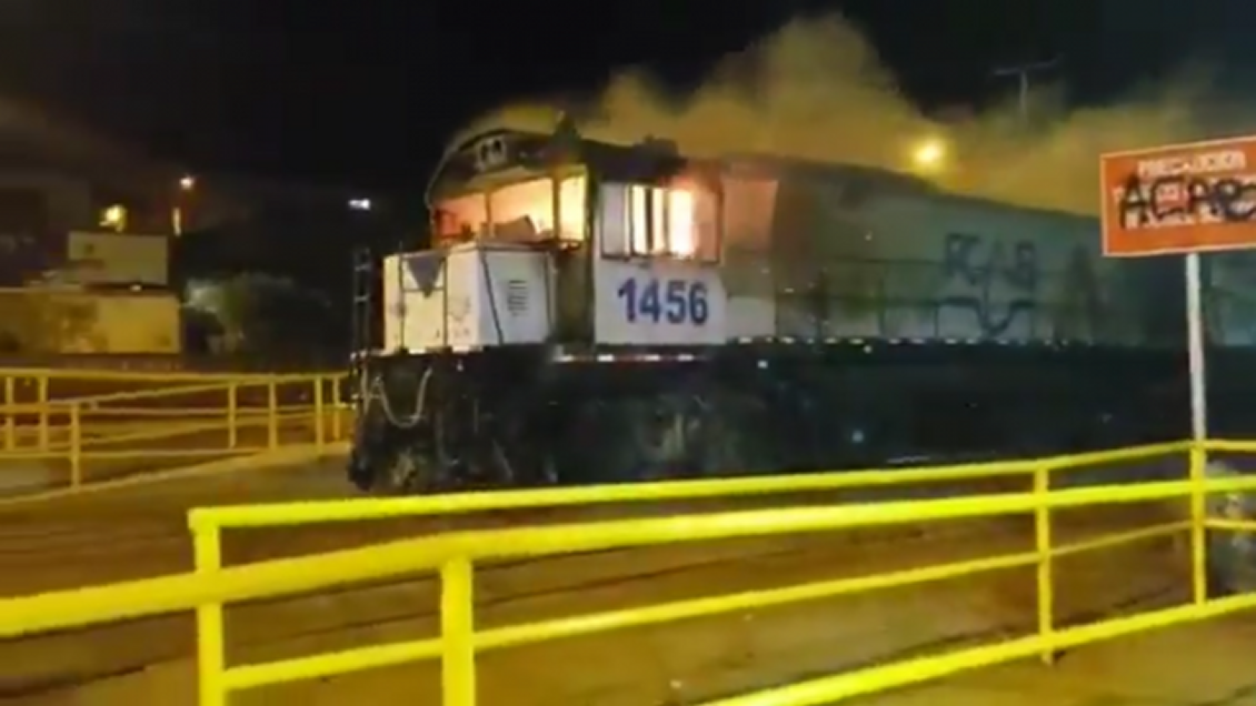 Antofagasta: Gobierno confirma un detenido por ataque con molotov a locomotora