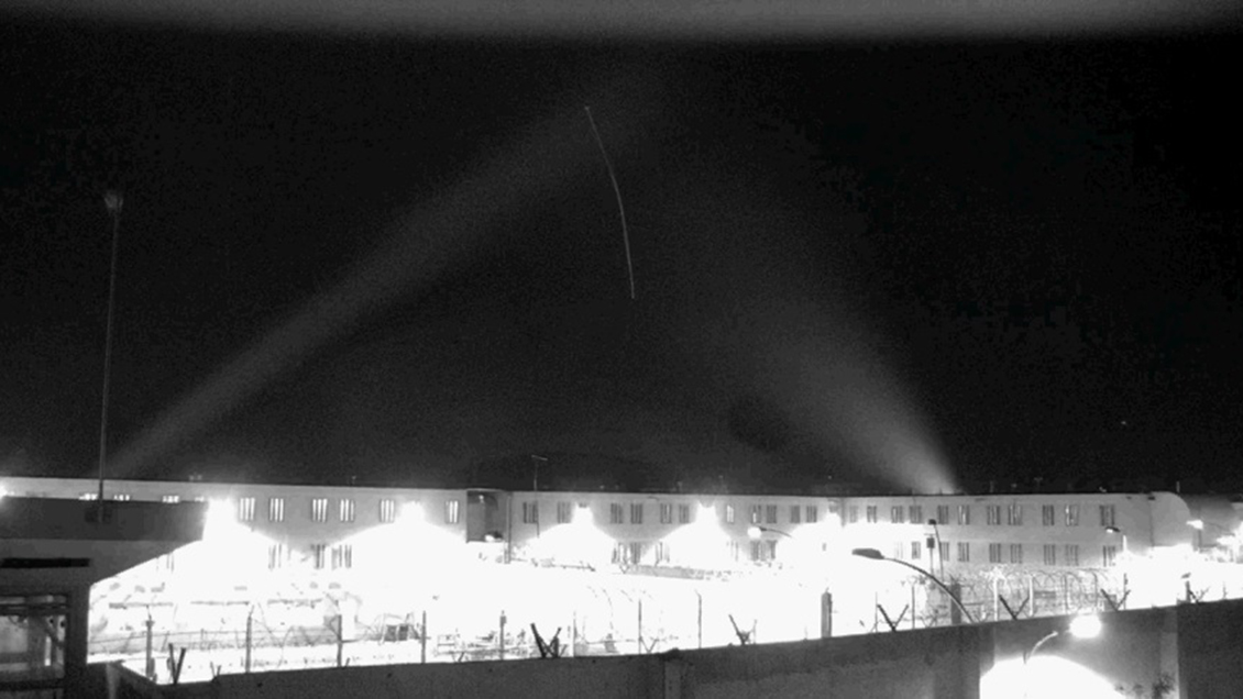 Investigan si dron lanzó envoltorios con droga en el patio de la cárcel de Rancagua