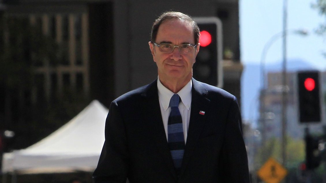 Ministro de Justicia será citado a comisión de DDHH del Senado tras acusaciones sobre Colonia Dignidad