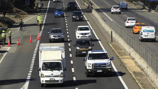 Recambio de veraneantes: Viajar antes de las 5 de la tarde o resignarse al taco