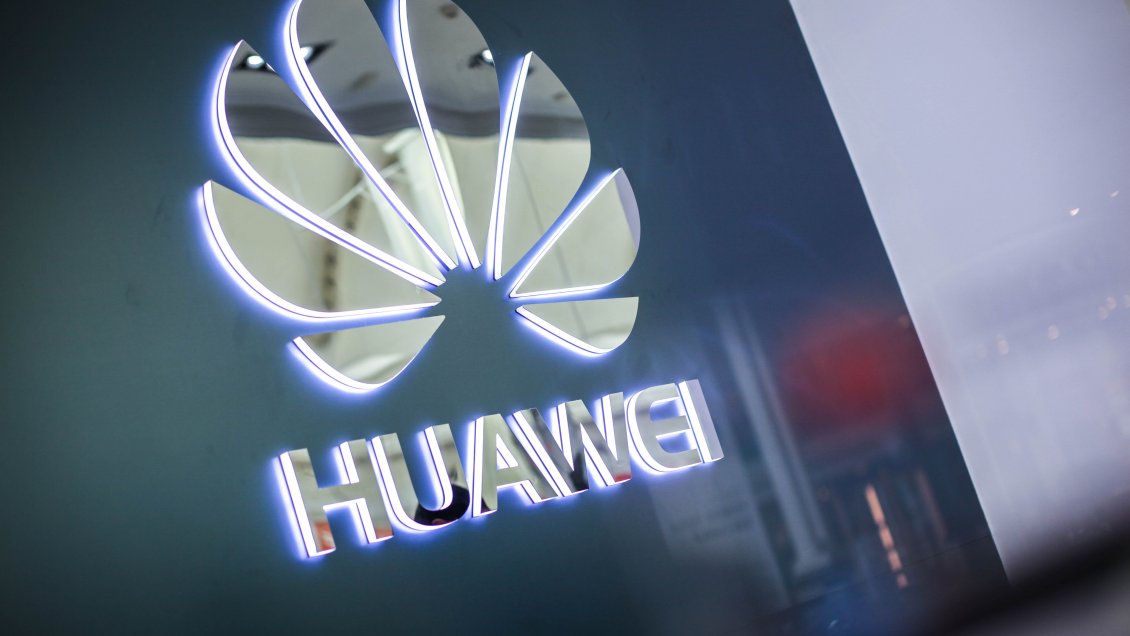 EEUU acusa a Huawei de robar secretos y colaborar con Irán y Norcorea
