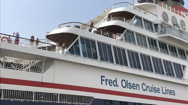 Crucero Balmoral arribó al Puerto de Arica con 1.200 turistas a bordo