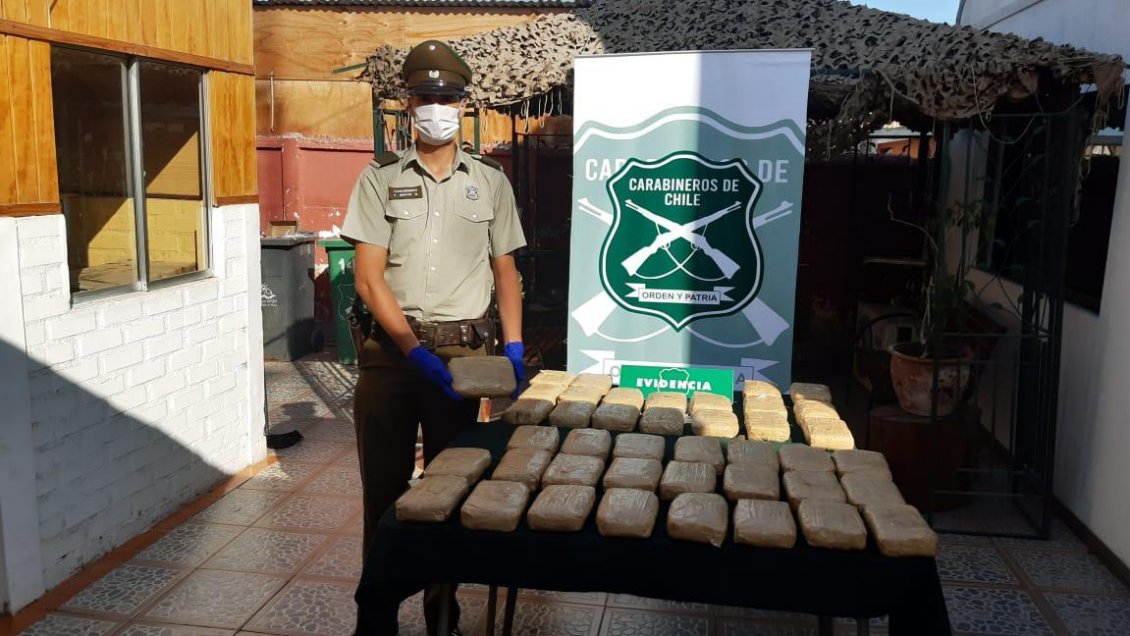 Carabineros incautó 44 kilos de pasta base en Arica
