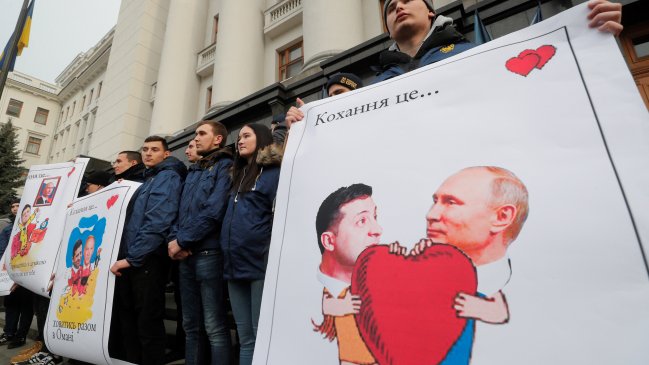 Mayoría de los rusos quiere que su país tenga buena relación con Occidente