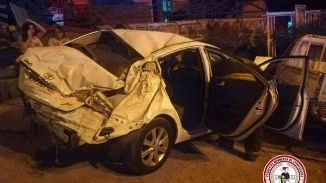 Antofagasta: Vehículo voló 50 metros y su conductor sufrió sólo lesiones leves