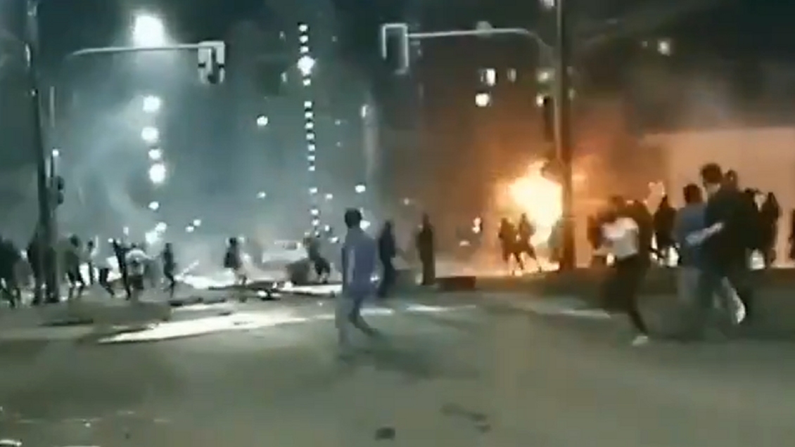 Nueva jornada de enfrentamientos en Iquique