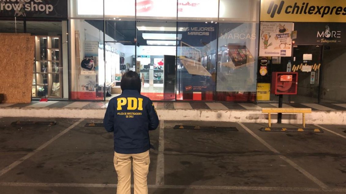 Robo con alunizaje afectó a tienda de computadores en La Serena