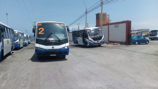 Línea de microbuses de Antofagasta paralizó funciones por cambio en sistema de trabajo