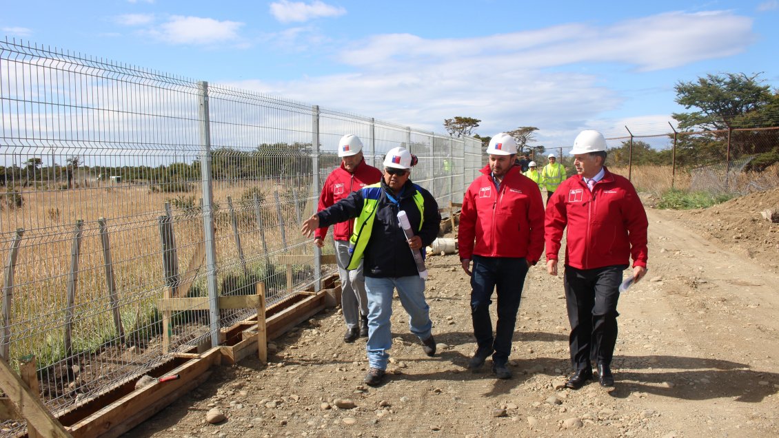 Obras De Cierre Del Aeropuerto De Punta Arenas Presentan 87 Por Ciento ...