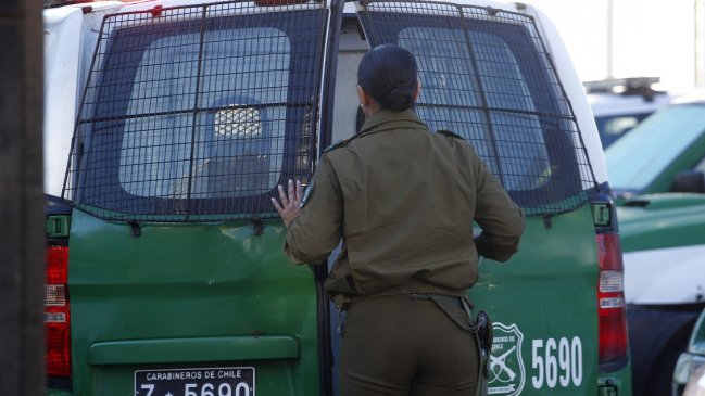 Dos detenidos tras robo de vehículo en Conchalí