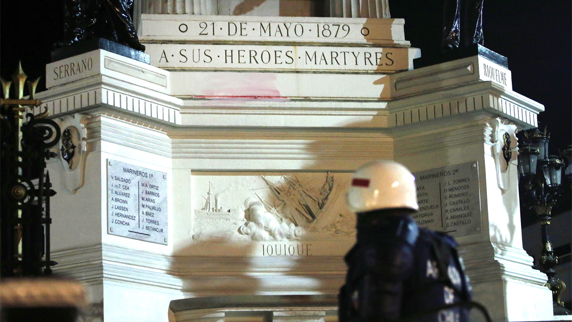 Ataque a Monumento a los Héroes de Iquique: Armada advierte que 