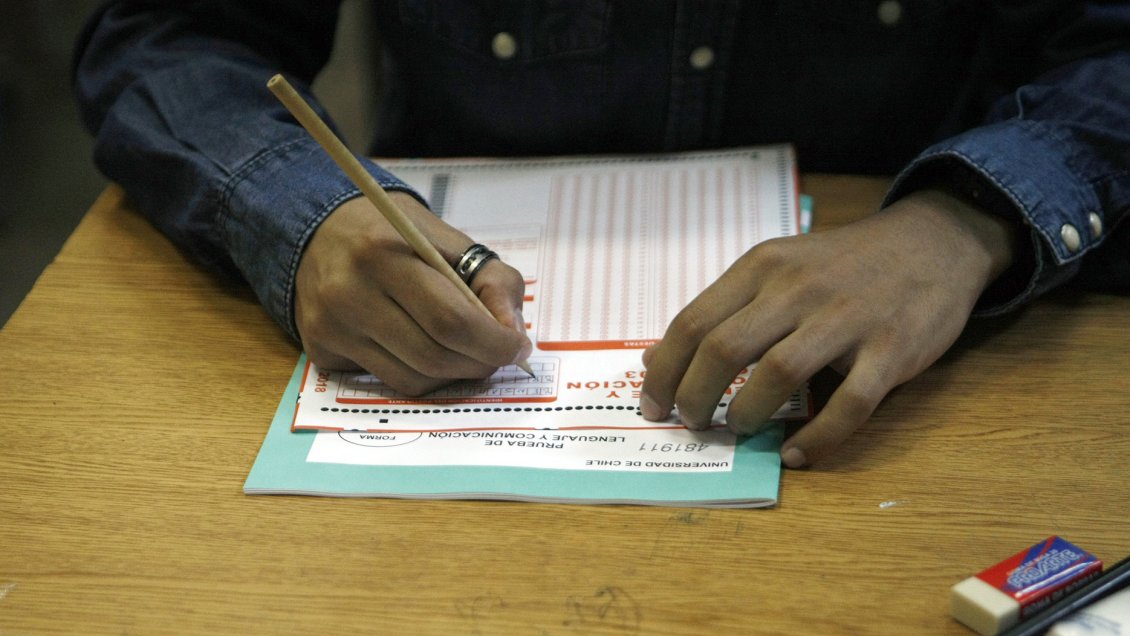 PSU: Seis de cada diez puntajes nacionales se concentraron en la Región Metropolitana