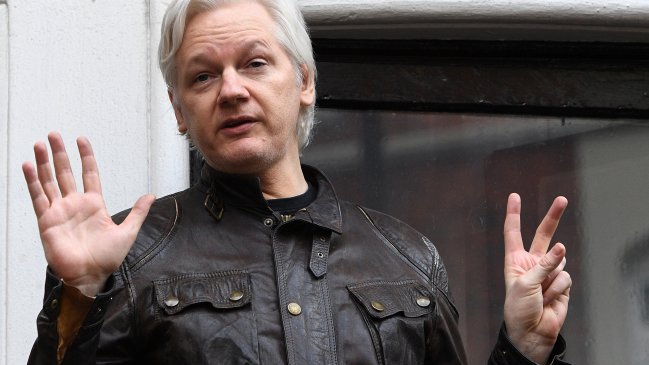 Assange remarca que extradición es 