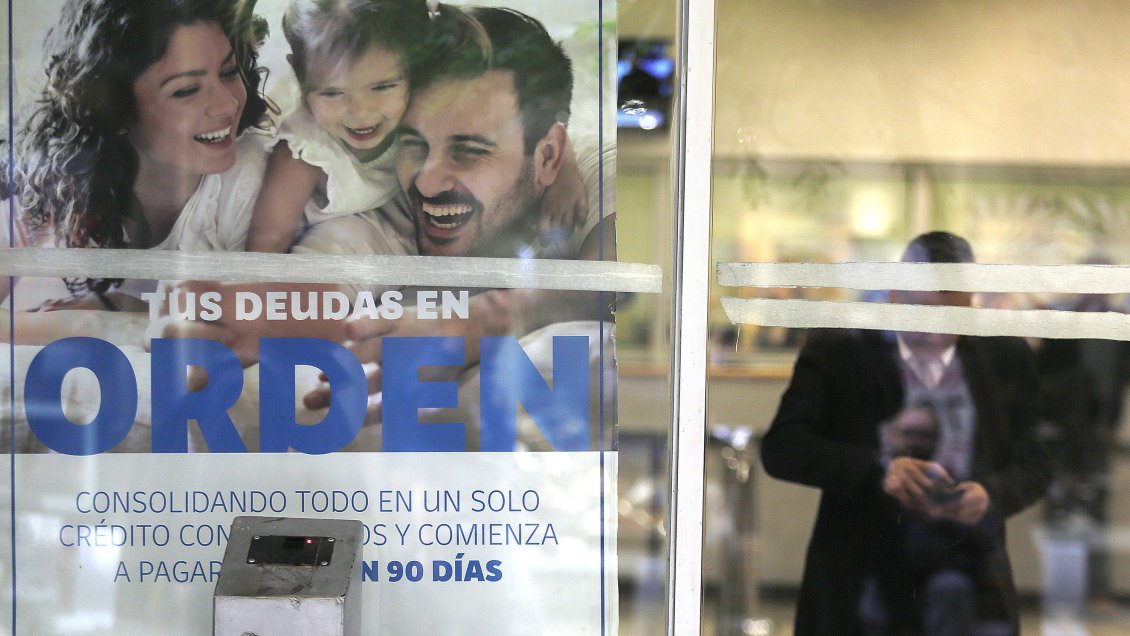 Gobierno, retail y cajas de compensación acuerdan entregar facilidades de pago a usuarios