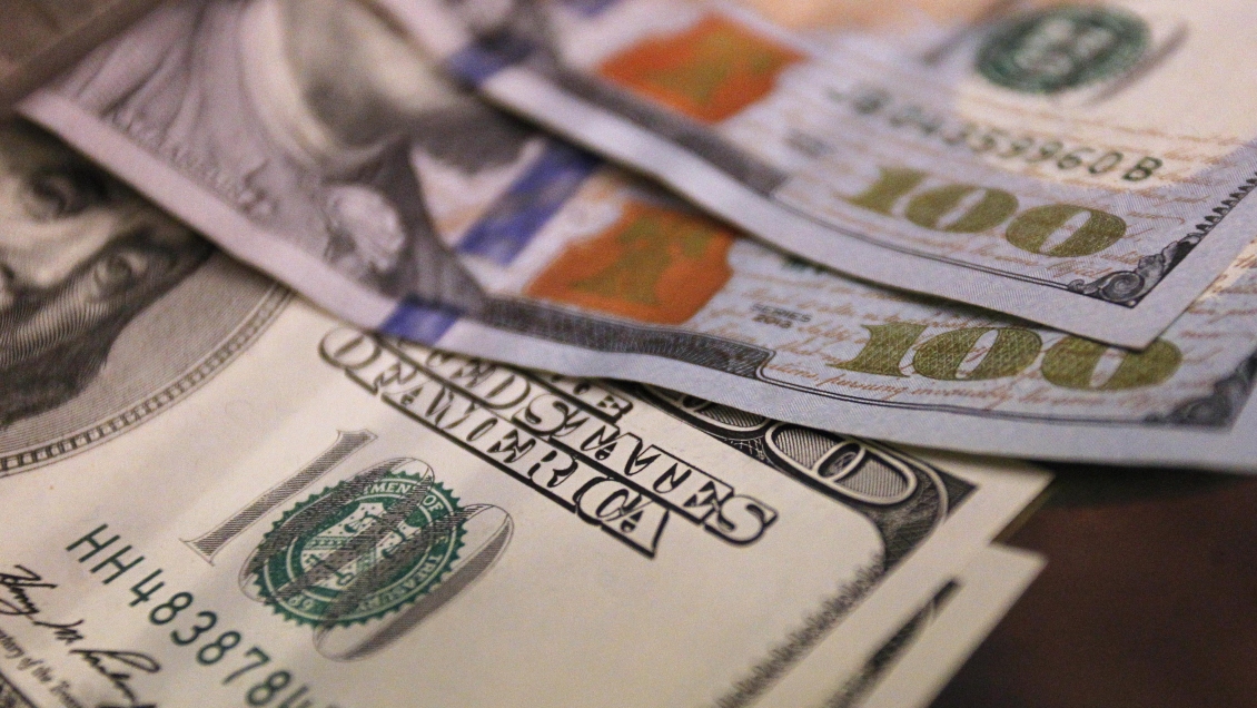 Efecto coronavirus: El dólar llegó a su segundo valor más alto de la historia