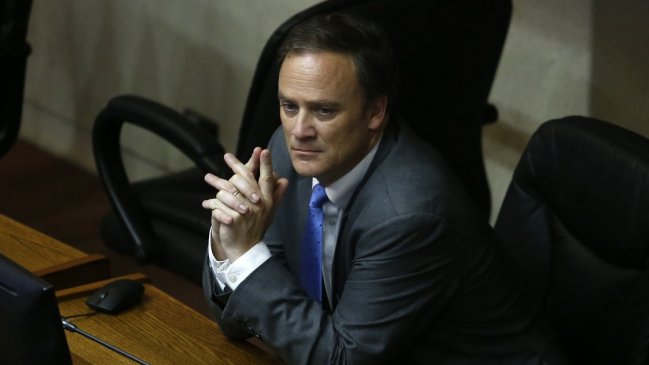 Ward: No estamos en condiciones de decirle al país que la reforma de pensiones tardará otro año