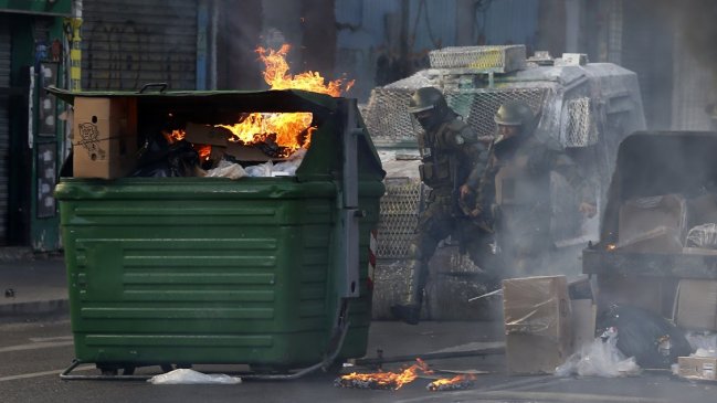 Carabineros estrenó equipamiento antibarricadas durante los desmanes en Viña del Mar