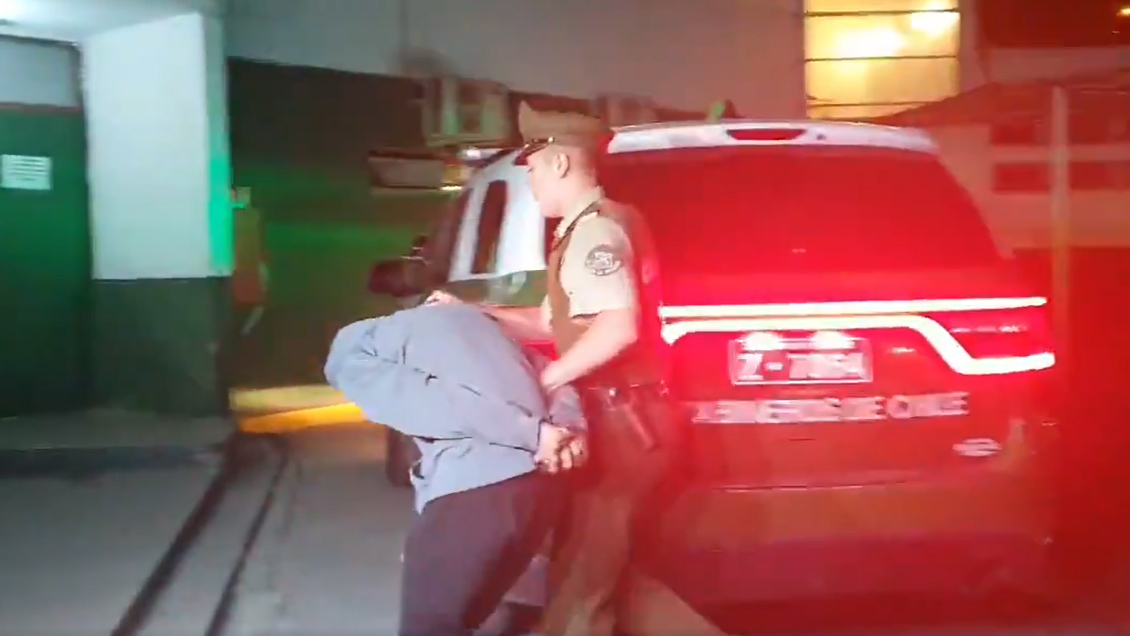 Detienen a sujeto que disparó a carabineros tras eludir control vehicular en El Bosque