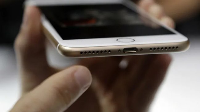 Obsolescencia programada: Apple pagará compensación a dueños de antiguos iPhone