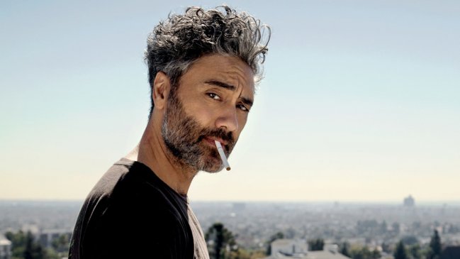 Taika Waititi escribirá y dirigirá dos series para Netflix