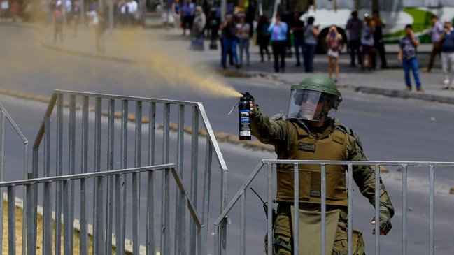 INDH pide informe sobre uso de gas pimienta de parte de Carabineros