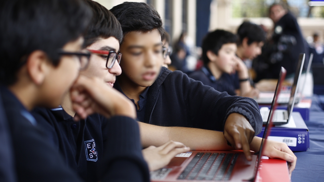 Junaeb: 40% de los estudiantes de séptimo no ha elegido su PC
