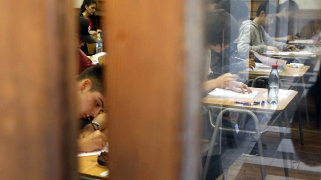 Covid-19: Académicos piden a las autoridades suspender clases presenciales en universidades