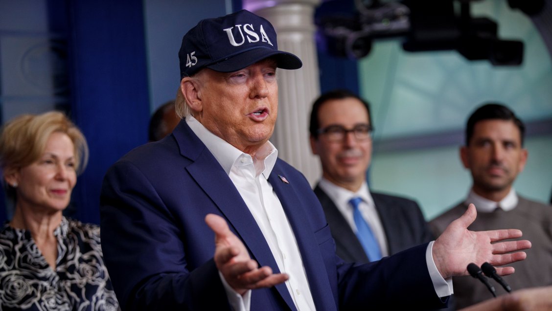 Trump dio negativo en prueba del coronavirus tras cena con brasileños