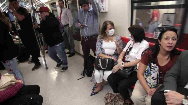 Afluencia de pasajeros en el Metro bajó 25 por ciento este lunes