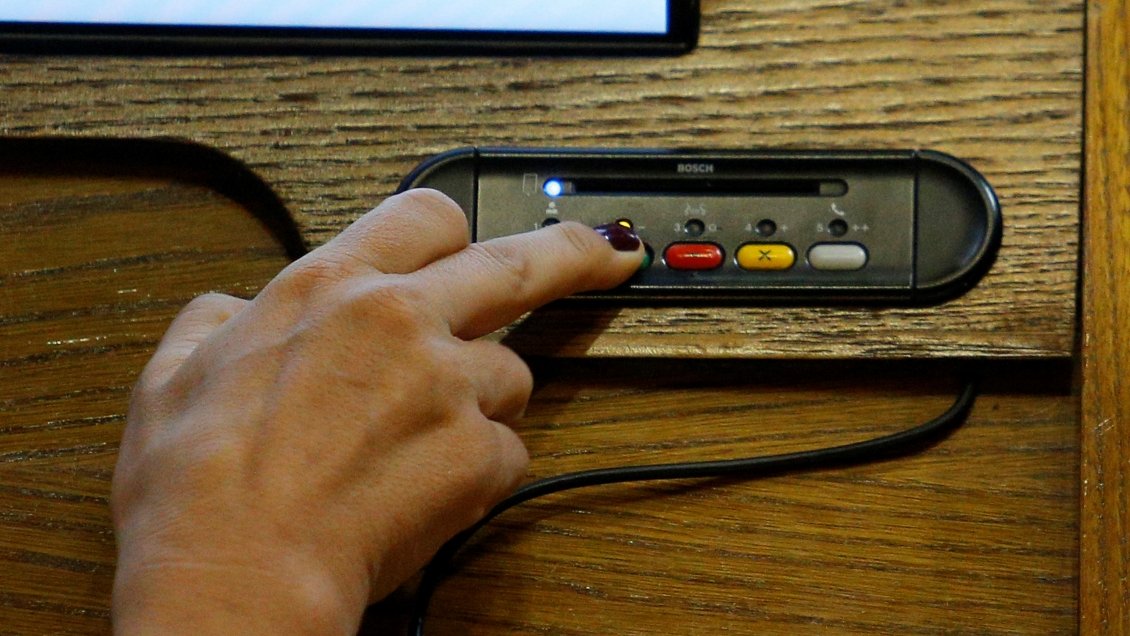 Cámara Baja rechazó proyecto para que parlamentarios voten a distancia