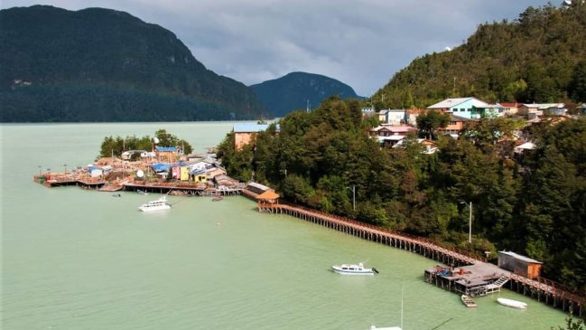 Autoridades y vecinos realizaron balance tras primera semana de cuarentena total en Tortel