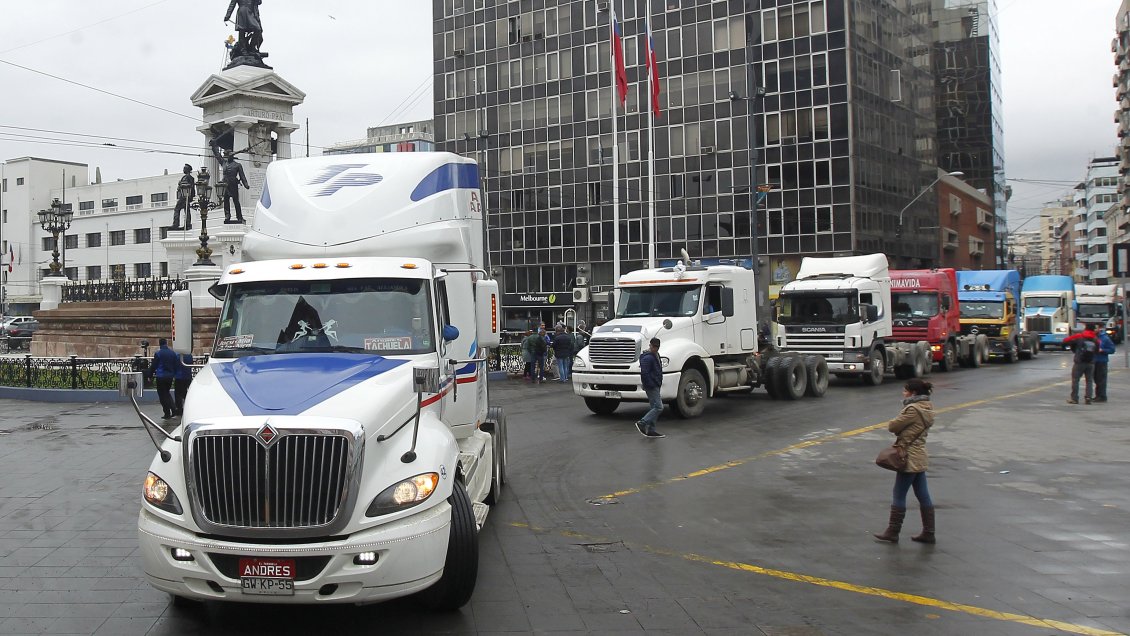 Gremial de grandes camioneros advierte sobre 