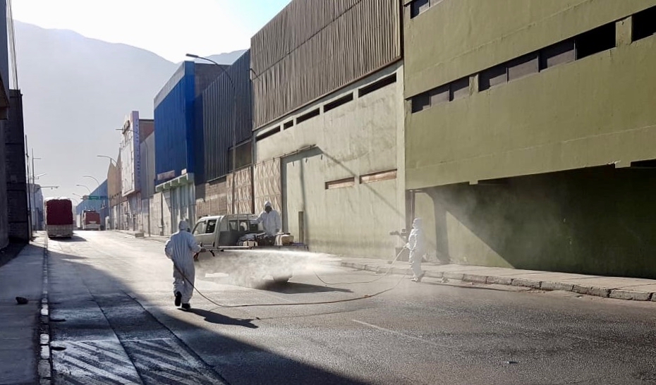 Comenzó sanitización de recinto amurallado y barrio industrial de Zofri Iquique