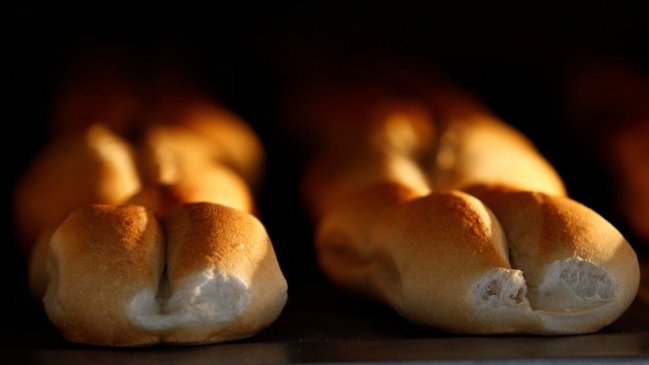 Industriales del pan adelantan posible alza de 20% en el precio