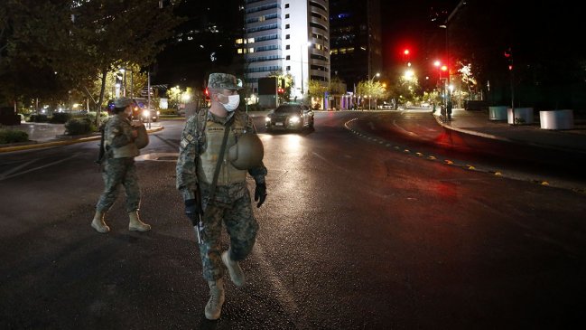Sexta noche de toque de queda en Chile por coronavirus