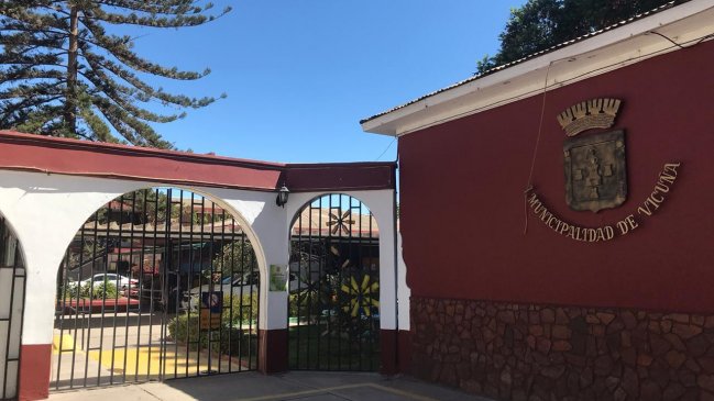 Municipalidad de Vicuña implementó atención a público vía WhatsApp