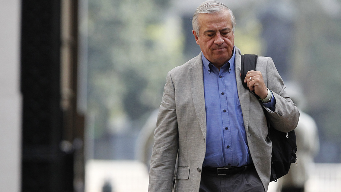 Parlamentarios y alcaldes en conflicto con el Gobierno por manejo comunicacional en torno al Covid-19