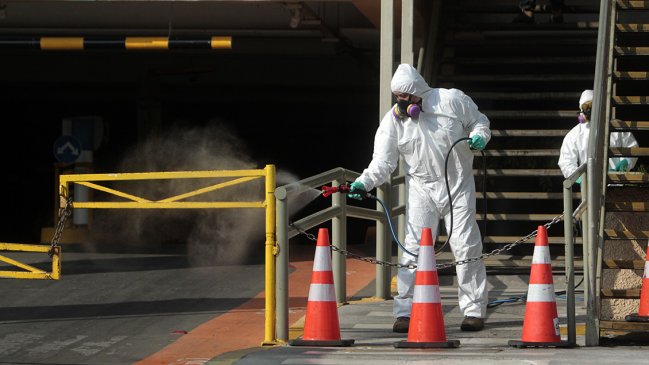 Mujer con coronavirus sorprendida en supermercado: 