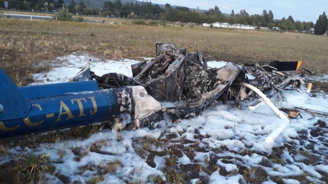 Investigan presunto incendio intencional de helicóptero en aeródromo de Pucón