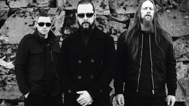 Emperor anuncia reprogramación para su debut en Chile