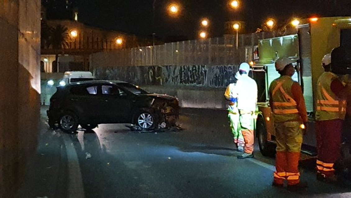 Vehículo se estrelló a exceso de velocidad en la Autopista Central