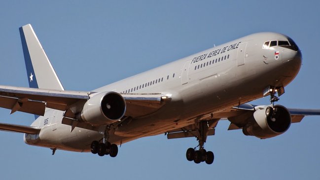 Gobierno pidió a la FACh ir hasta China a buscar ventiladores donados