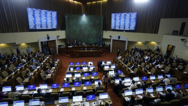 Diputados se ven obligados a ir al Congreso para elegir a su mesa: votación debe ser presencial