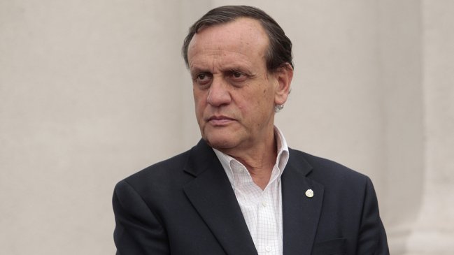 Rector UC: Es irresponsable que la gente no cumpla indicaciones por Covid-19