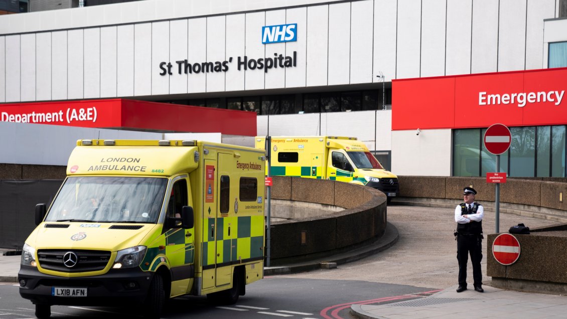 Reino Unido tuvo su jornada más negra: 938 personas murieron por el Covid-19