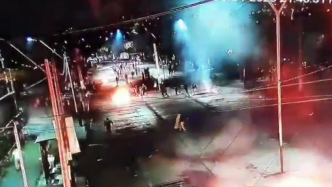 Incidentes nocturnos y nuevo ataque a subcomisaría en Peñalolén: 25 detenidos