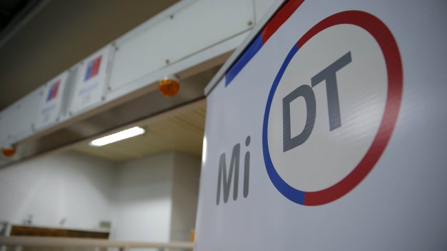 Abogados laboristas acusan a la DT de promover, sin ley, finiquitos electrónicos