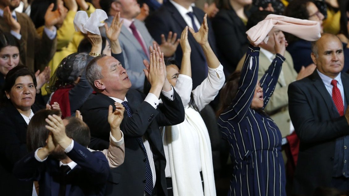 Fiscalía investiga a pastor evangélico de Cañete por realizar reunión religiosa